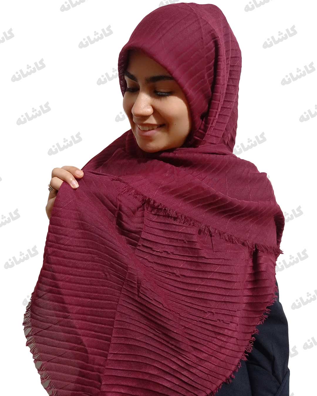 فروشگاه شال و روسری کاشانه | روسری پلیسه زرشکی شیک