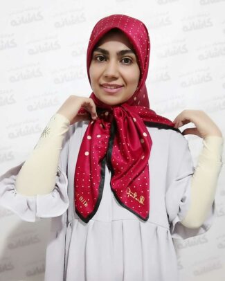 روسری ساتن ابریشم قرمز