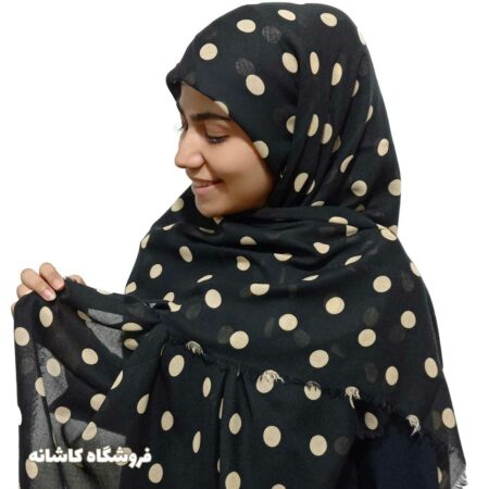روسری توپ دار مشکی کرم