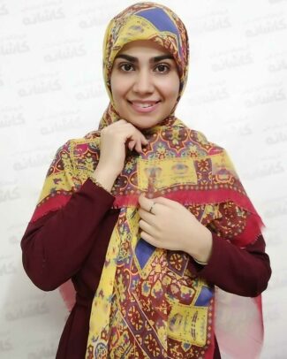 روسری نخی طرح دار