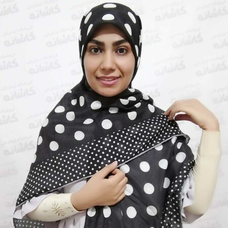 روسری سفید مشکی