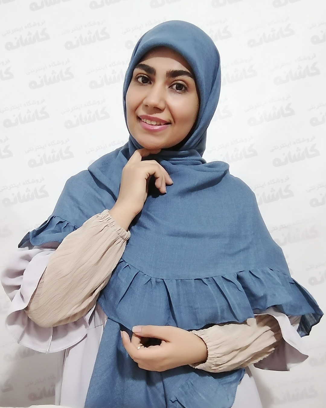 فروشگاه شال و روسری کاشانه | روسری چین دار آبی